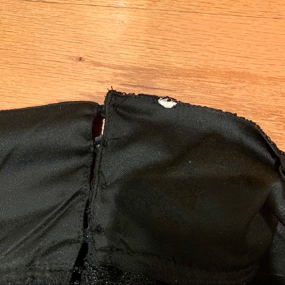 Crop bra top crochet festival size medium - Picture 4 of 4